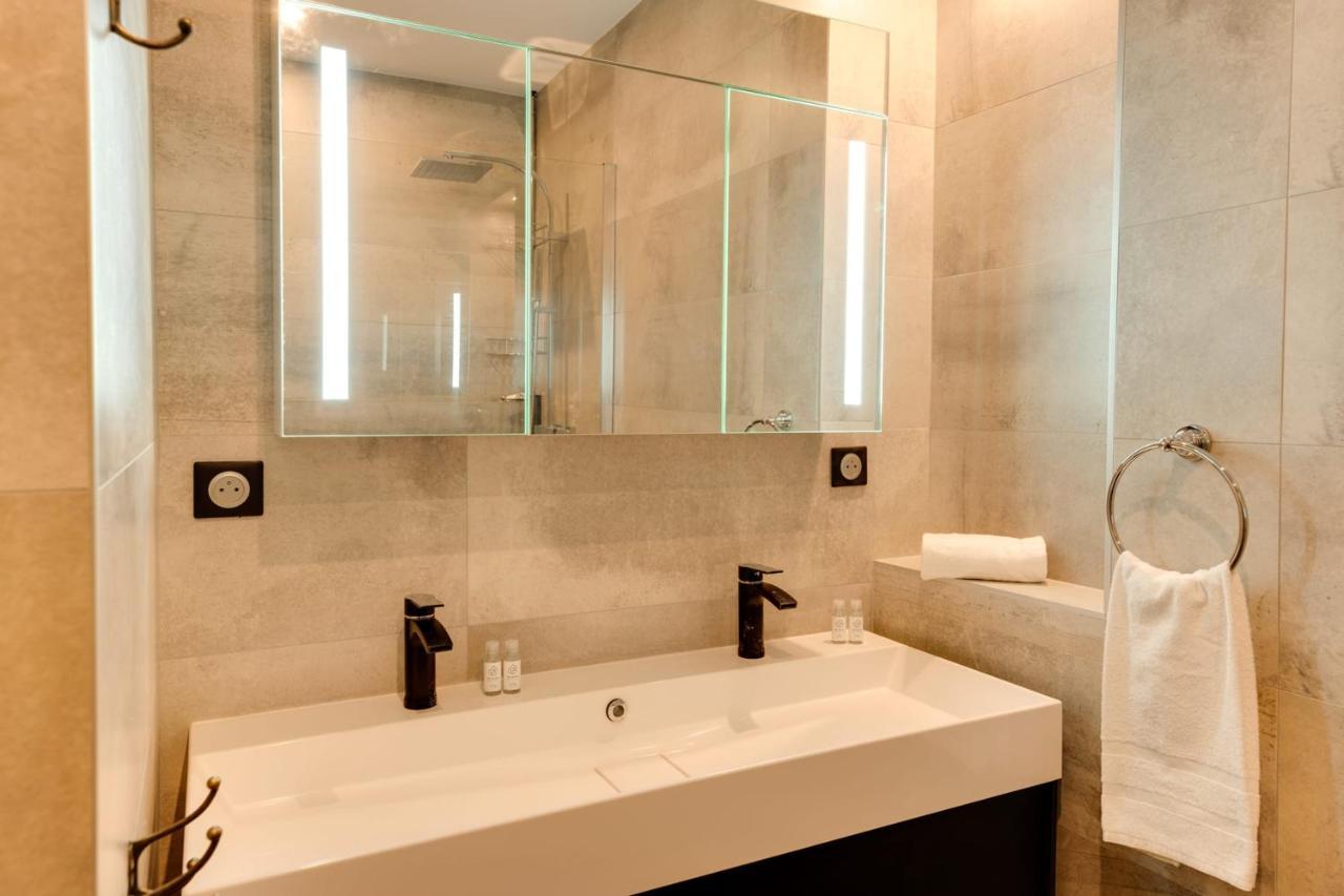 Swan Lake - Design Apartment Facing Lake Annecy Luaran gambar